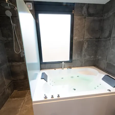 In Zevenhuizen With Sauna Bubble Bath, Cleaning Included *